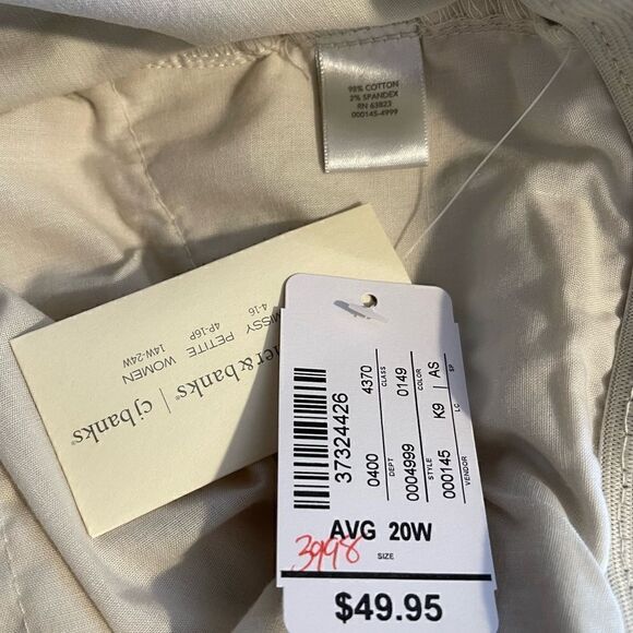 CJ Banks Classic Fit Khaki Short | SZ 20W - Picture 11 of 11